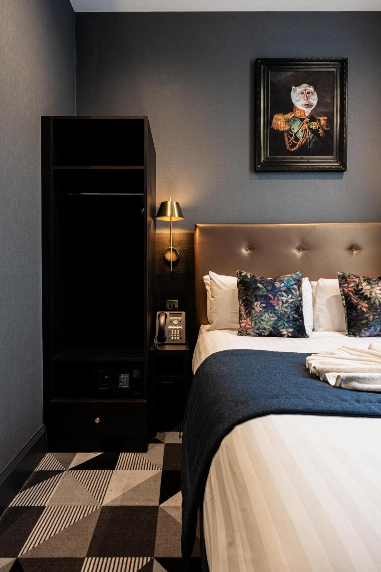 The House On Warwick Hotell London Exteriör bild