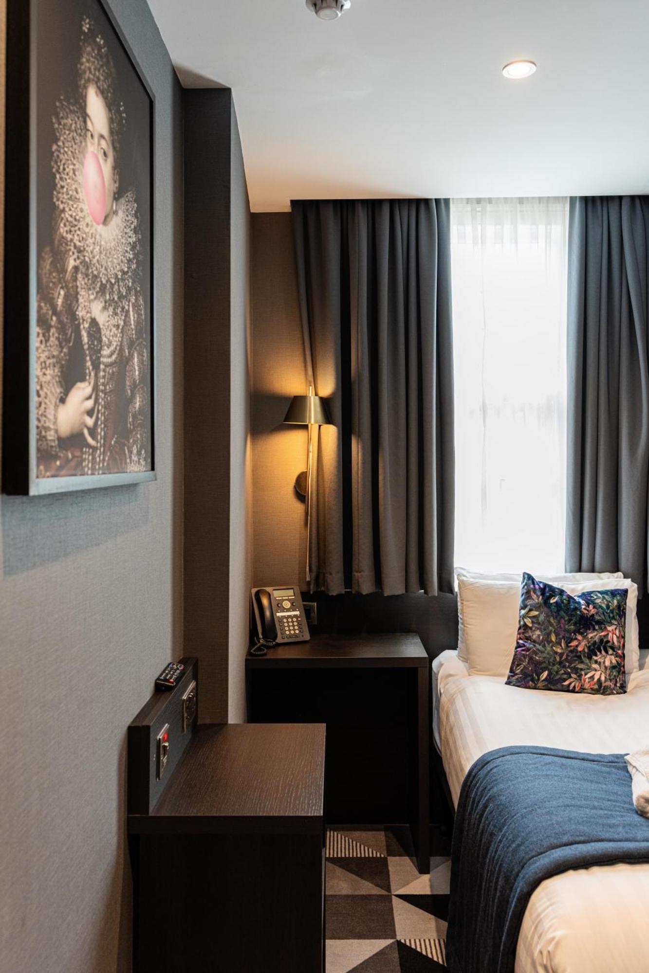 The House On Warwick Hotell London Exteriör bild
